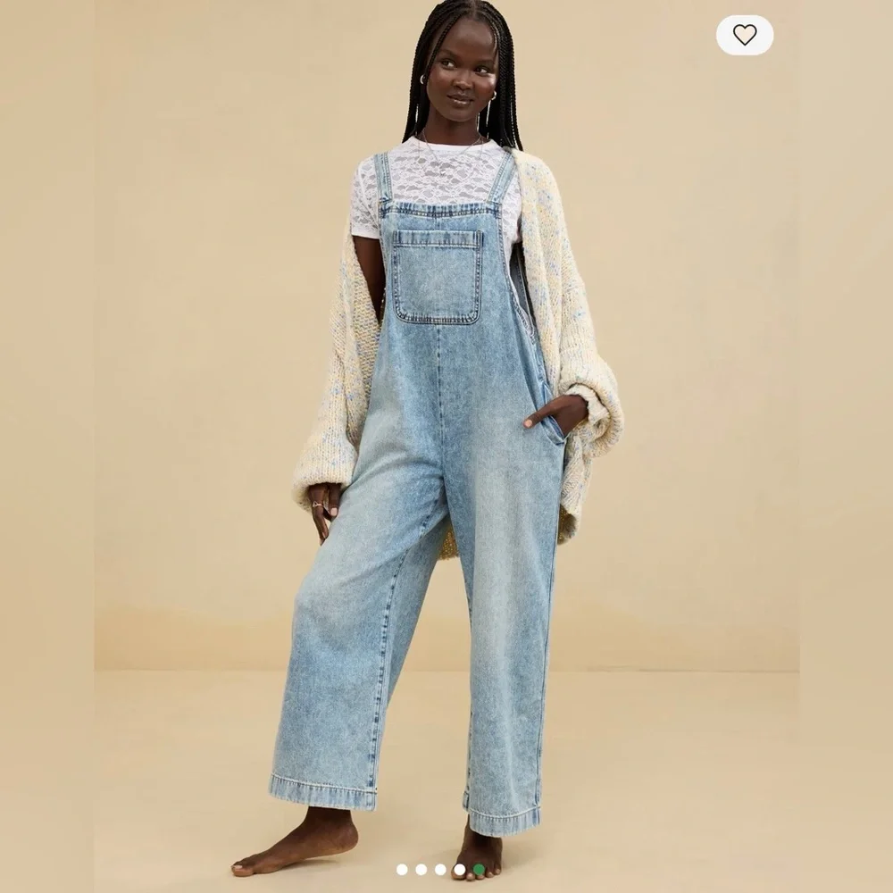 NWT Aerie Denim Overall. Size L. Retail $88. - Picture 3 of 4